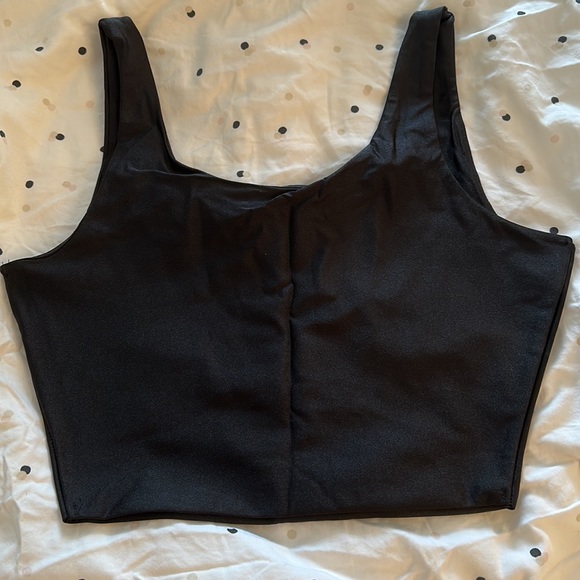 Spandex crop top - Picture 2 of 3